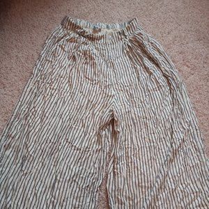 American Eagle Outfitters relaxed fit striped pants size Medium